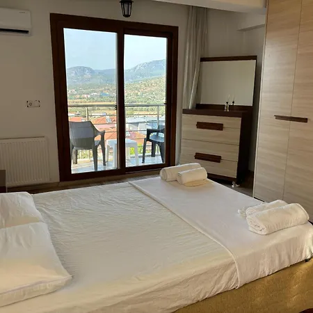 Milas-bodrum Oezel Havuzlu Triplex *