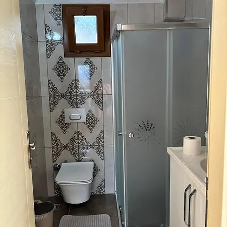 Milas-bodrum Oezel Havuzlu Triplex Villa *