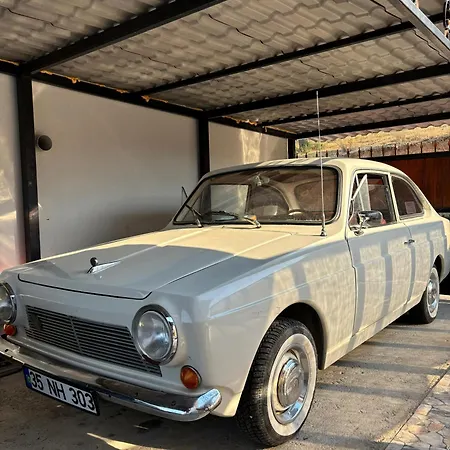 Milas-bodrum Oezel Havuzlu Triplex 빌라 *