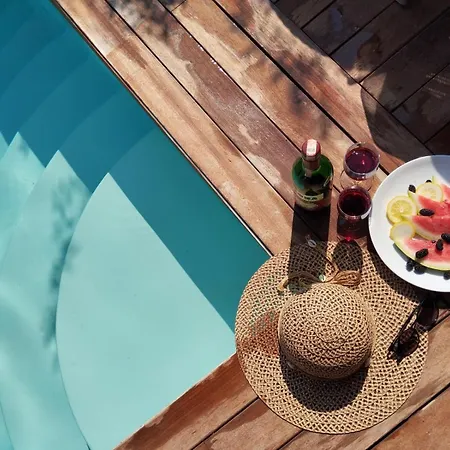 Milas-bodrum Oezel Havuzlu Triplex *