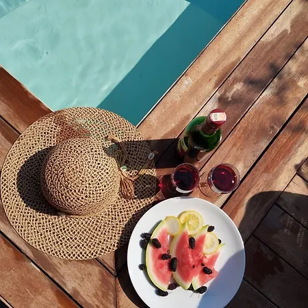 Milas-bodrum Oezel Havuzlu Triplex 빌라 *