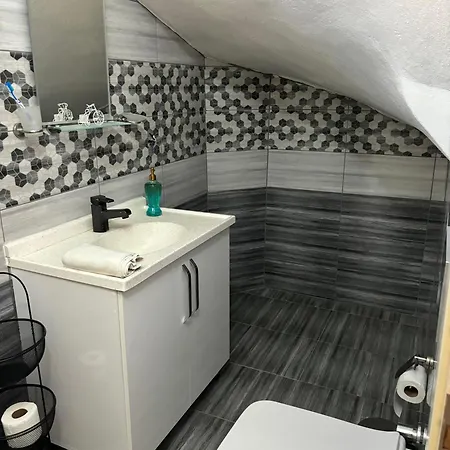 Milas-bodrum Oezel Havuzlu Triplex Villa *