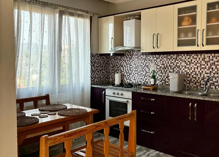 Milas-bodrum Oezel Havuzlu Triplex Villa *