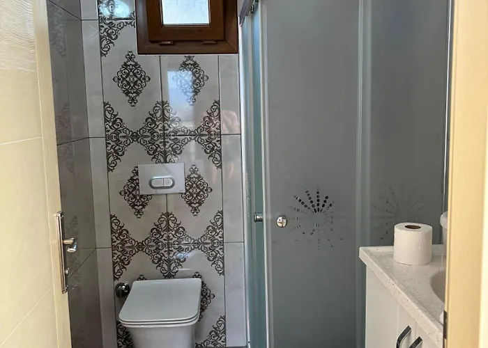 Milas-bodrum Oezel Havuzlu Triplex Villa *