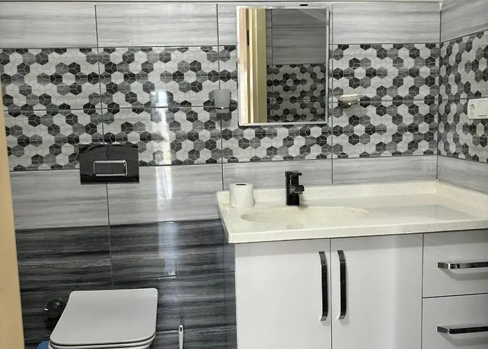 Milas-bodrum Oezel Havuzlu Triplex Villa *