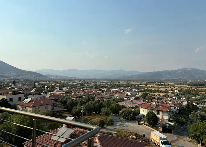 Villa Milas-bodrum Oezel Havuzlu Triplex Milas